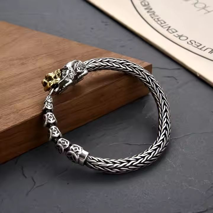 Feng Shui Pixiu Bracelet ( Dragon Edition )